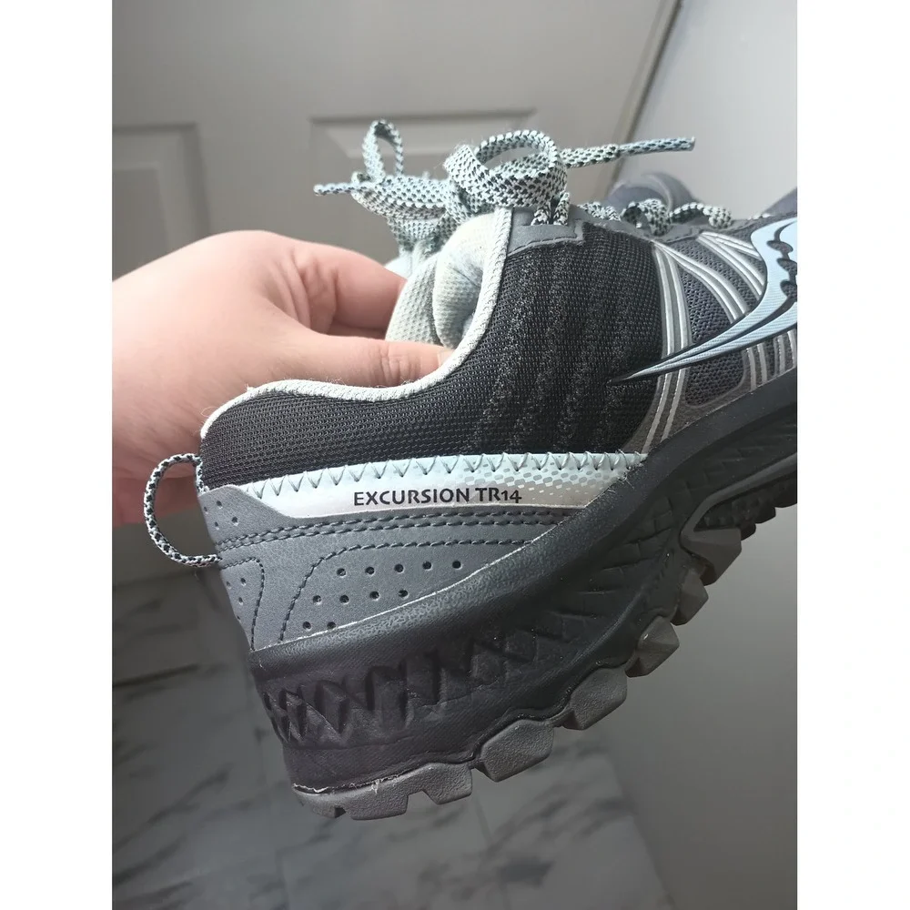 Saucony Excursion TR14 Womens 9W Wide Grey Black Trail Running Shoes S10585-27